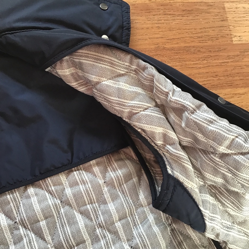 Jacket - Picture 5 of 7